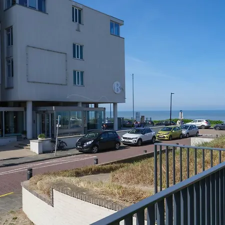 Holiday home Seepaertje 2 *